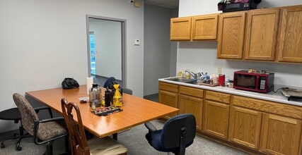 1808 Coyote Dr, Chester, VA à louer Photo intérieure– Image 1 sur 4