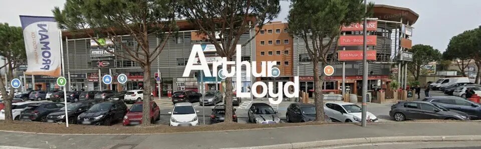 Local commercial dans Fréjus à louer Photo principale– Image 1 sur 19