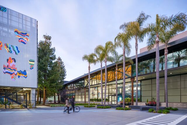 6401 Hollis St, Emeryville, CA à louer - Photo de l’immeuble – Image 2 sur 13