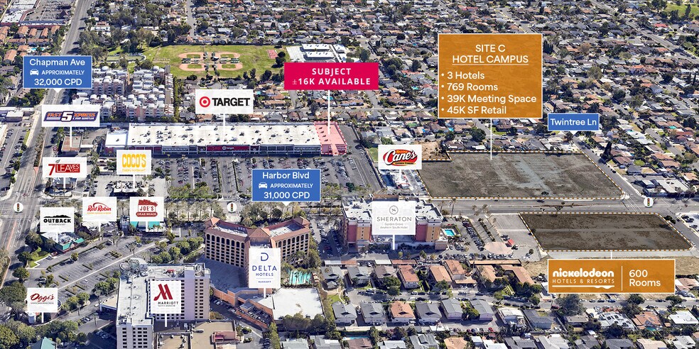 12220 Harbor Blvd, Garden Grove, CA à louer - Photo de l’immeuble – Image 1 sur 2