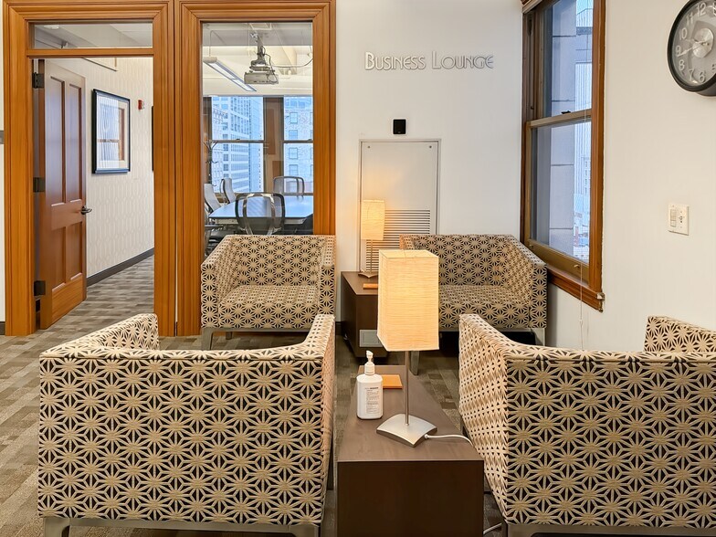 506 2nd Ave, Seattle, WA à louer - Photo intérieure – Image 1 sur 17