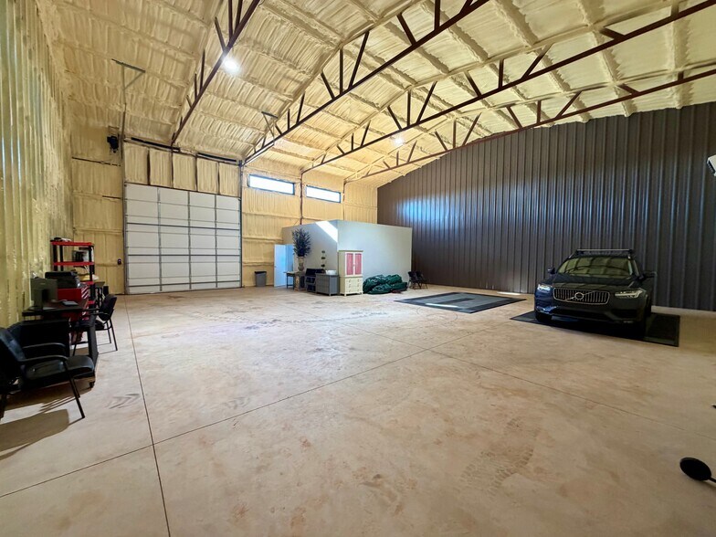 11401 Black Sand Dr, Edmond, OK à louer - Photo de l’immeuble – Image 3 sur 5