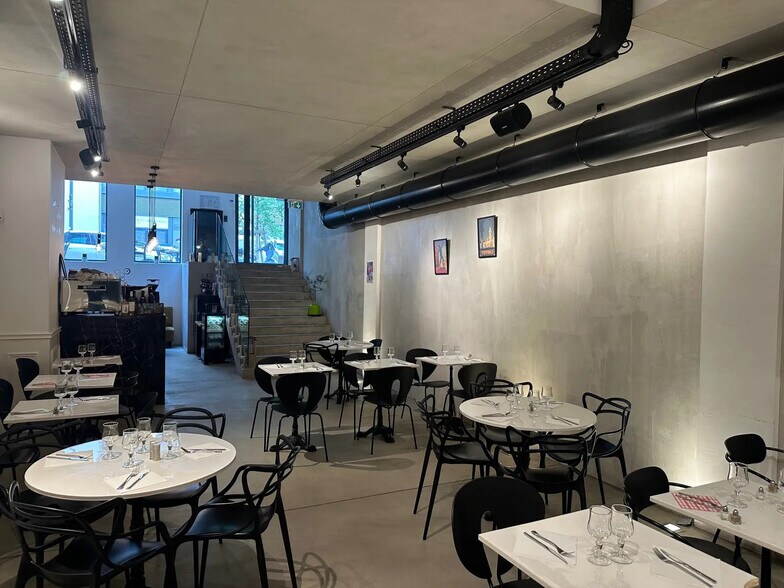 18 Rue Melchior Guinot, Marseille à louer - Photo de l’immeuble – Image 3 sur 8