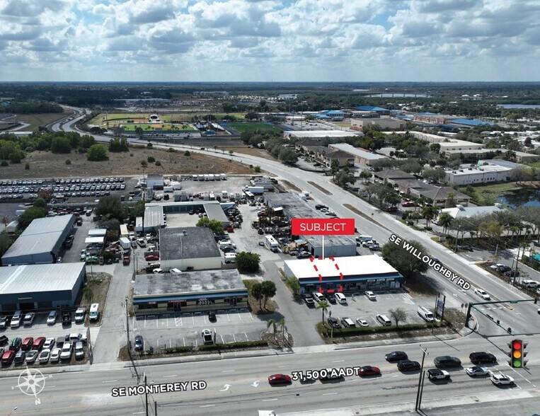 464-494 SE Monterey Rd, Stuart, FL à louer - Photo de l’immeuble – Image 3 sur 7