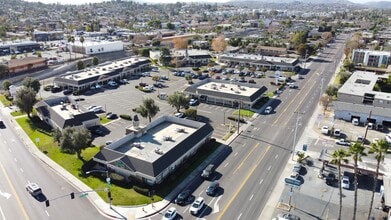 1111-1161 E Washington Ave, Escondido, CA - VUE AÉRIENNE  vue de carte