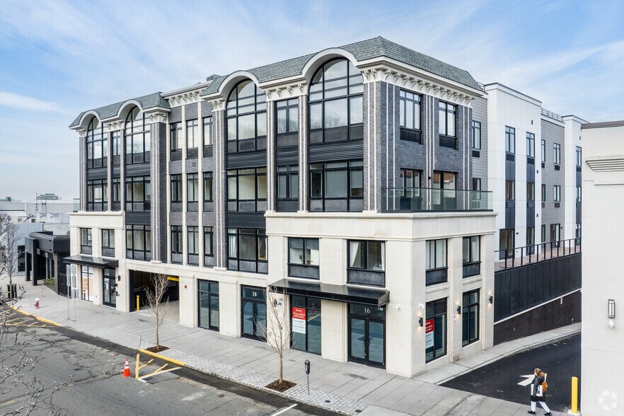 20 Grand Ave, Englewood, NJ à louer - Photo de l’immeuble – Image 3 sur 4