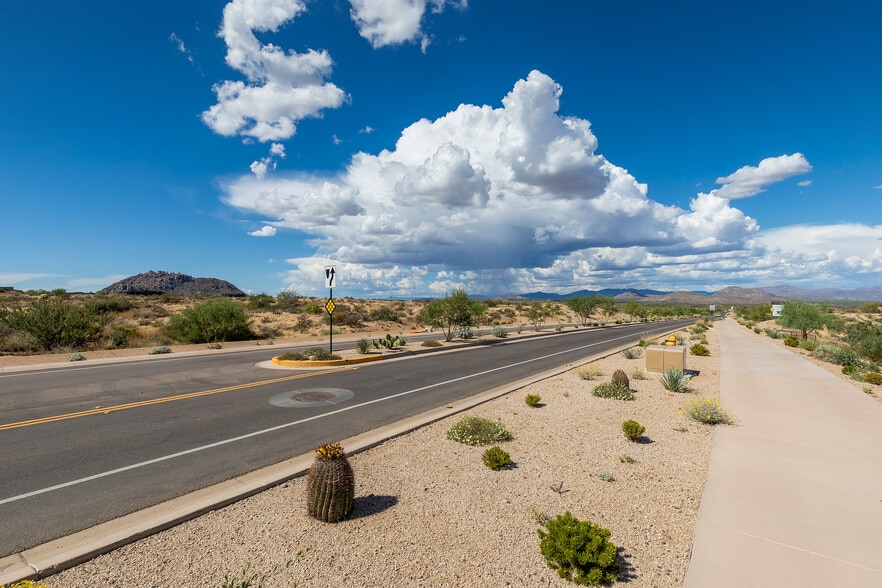 24300 N 128th Way, Scottsdale, AZ à vendre - Photo de l’immeuble – Image 2 sur 12