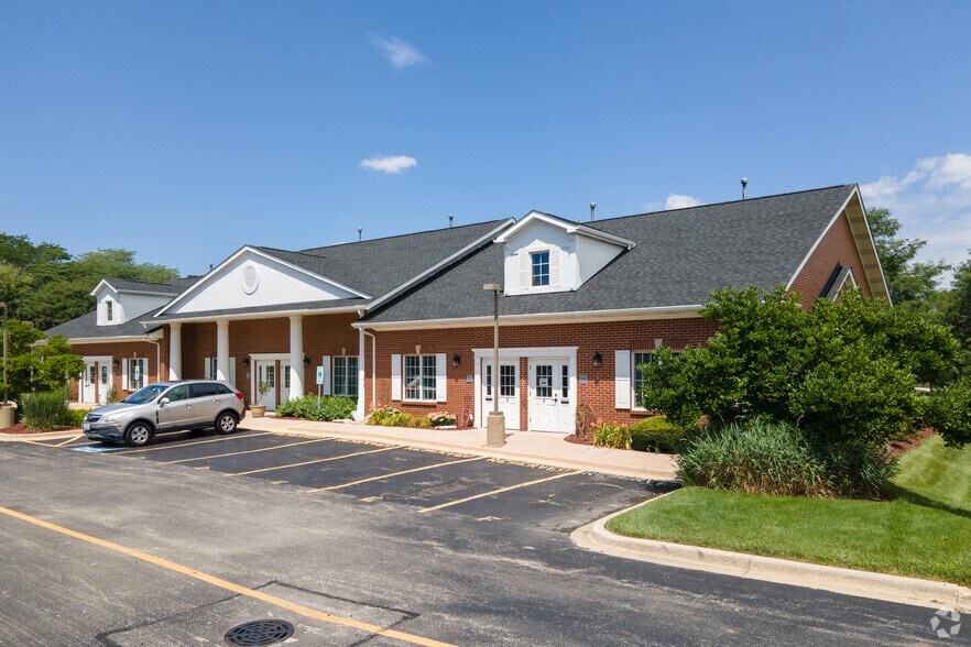 7416-7420 S County Line Rd, Burr Ridge, IL à vendre - Photo principale – Image 1 sur 8