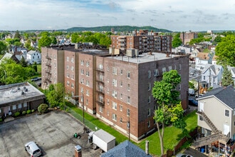 555 E 27th St, Paterson, NJ - Vue aérienne  vue de carte