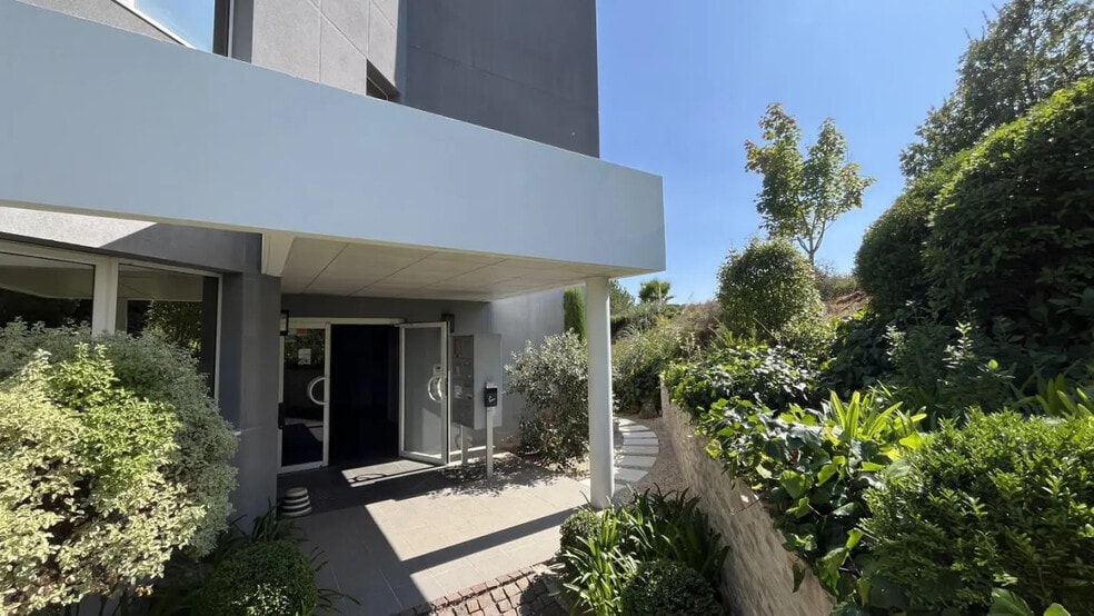 Bureau dans SOPHIA ANTIPOLIS à louer - Photo de l’immeuble – Image 3 sur 13