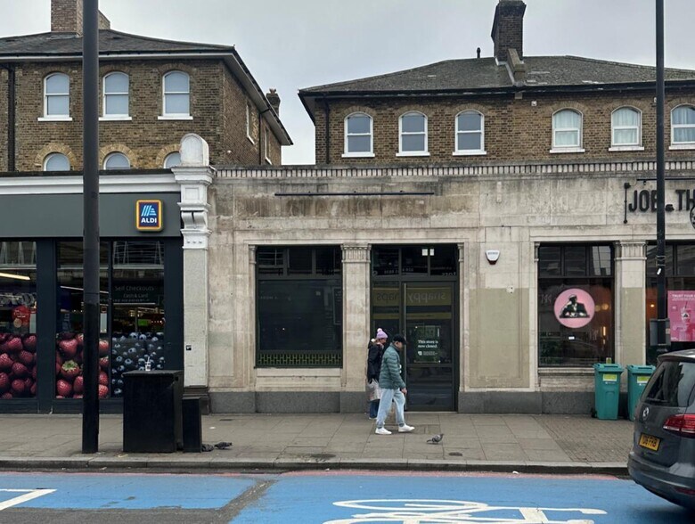 167 Balham High Rd, Londres à louer - Photo principale – Image 1 sur 2