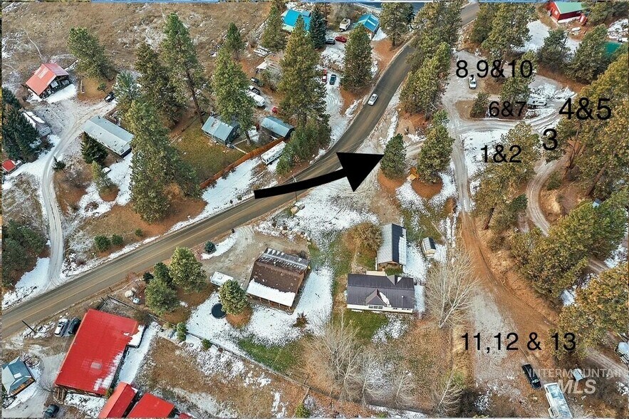 422 S Middlefork Rd, Garden Valley, ID à vendre - Photo de l’immeuble – Image 3 sur 11