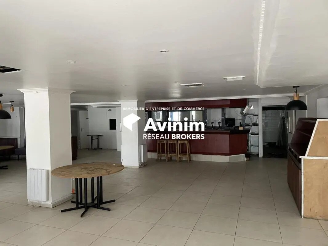 Local commercial dans Noisy-le-Grand à louer Photo intérieure– Image 1 sur 10