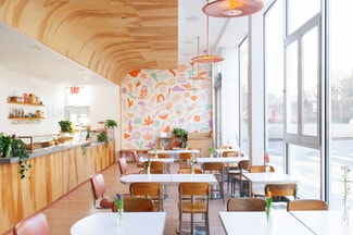 Plus de détails pour 357 Grand St, Brooklyn, NY - Local commercial à louer