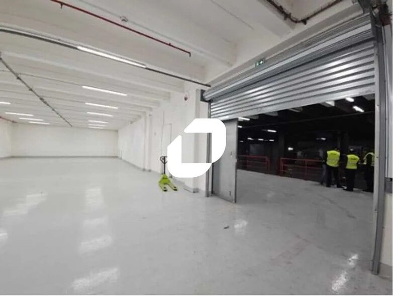 103-105 Rue De Tolbiac, Paris à louer - Photo de l’immeuble – Image 3 sur 11