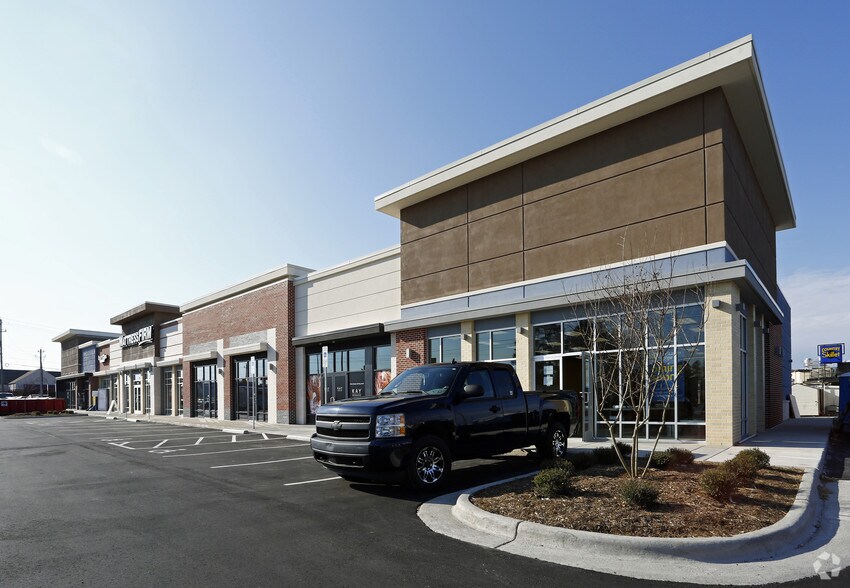 501 N Berkeley Blvd, Goldsboro, NC à louer - Photo de l’immeuble – Image 2 sur 11