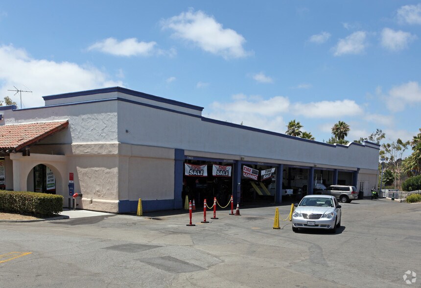 3752 Plaza Dr, Oceanside, CA à louer - Photo de l’immeuble – Image 3 sur 4