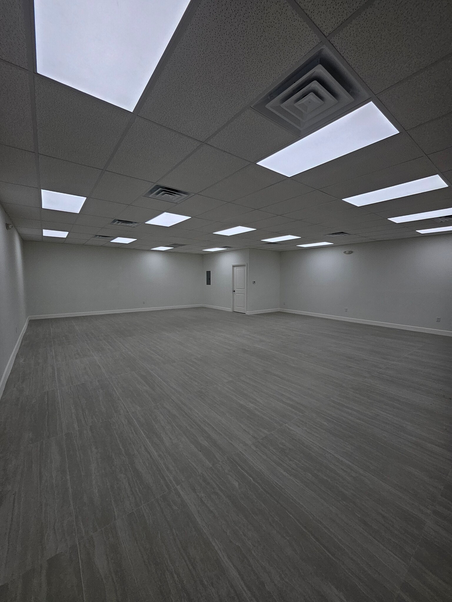 1510-1524 NE 205th Ter, Miami, FL à louer Photo intérieure– Image 1 sur 1