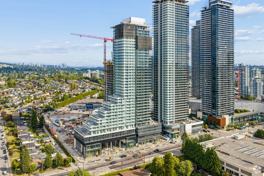 4567 Lougheed, Burnaby, BC à louer - Photo de l’immeuble – Image 3 sur 6
