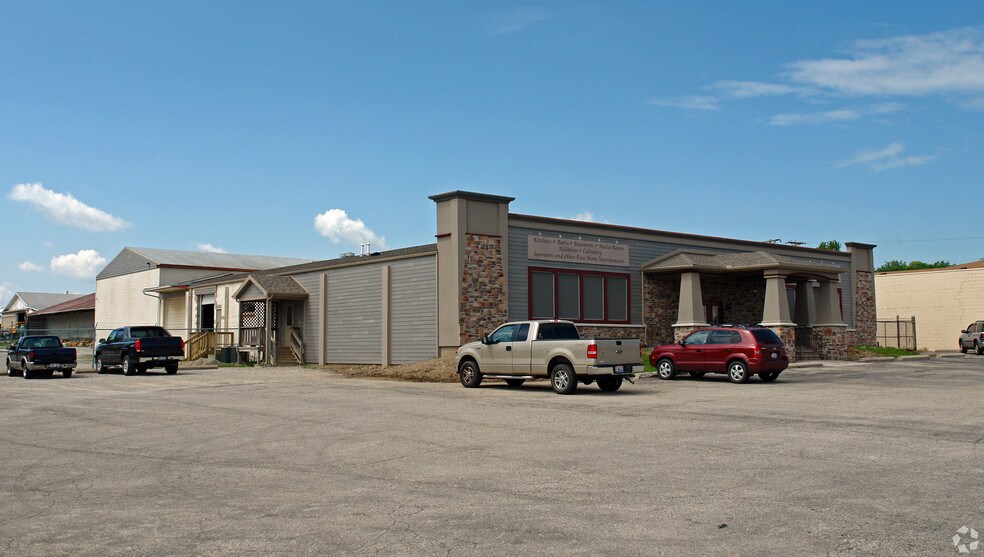 948 E Franklin St, Dayton, OH à louer - Photo de l’immeuble – Image 2 sur 17