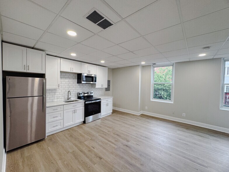 1130 Light St, Baltimore, MD à vendre - Photo de l’immeuble – Image 3 sur 11