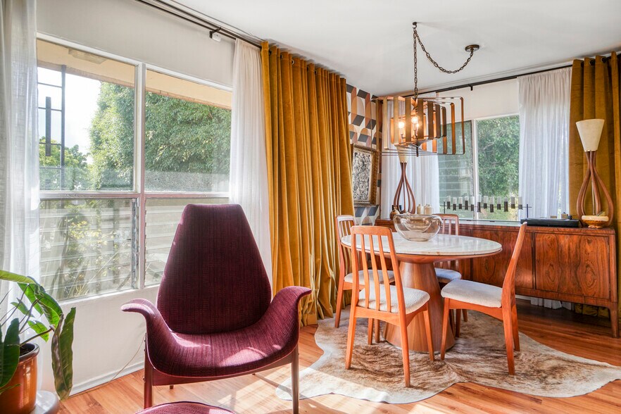 904 N Spaulding Ave, Los Angeles, CA à vendre - Photo intérieure – Image 3 sur 34