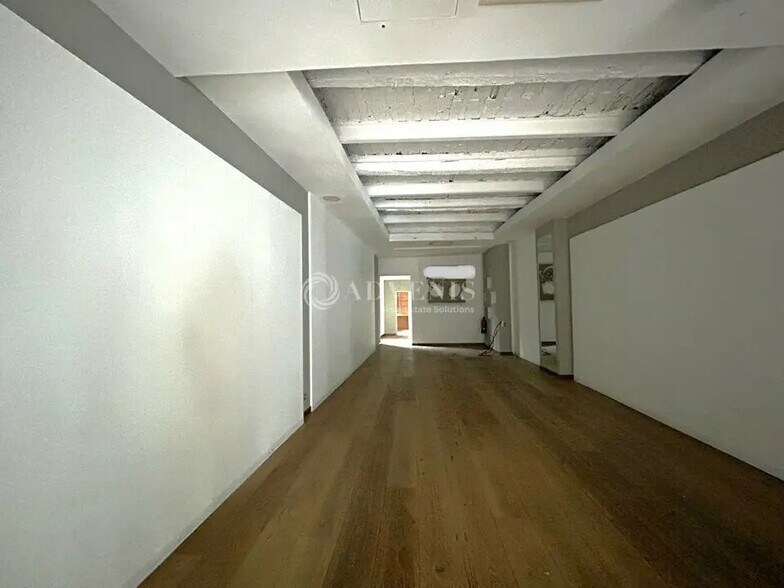 Local commercial dans à louer - Photo intérieure – Image 1 sur 6