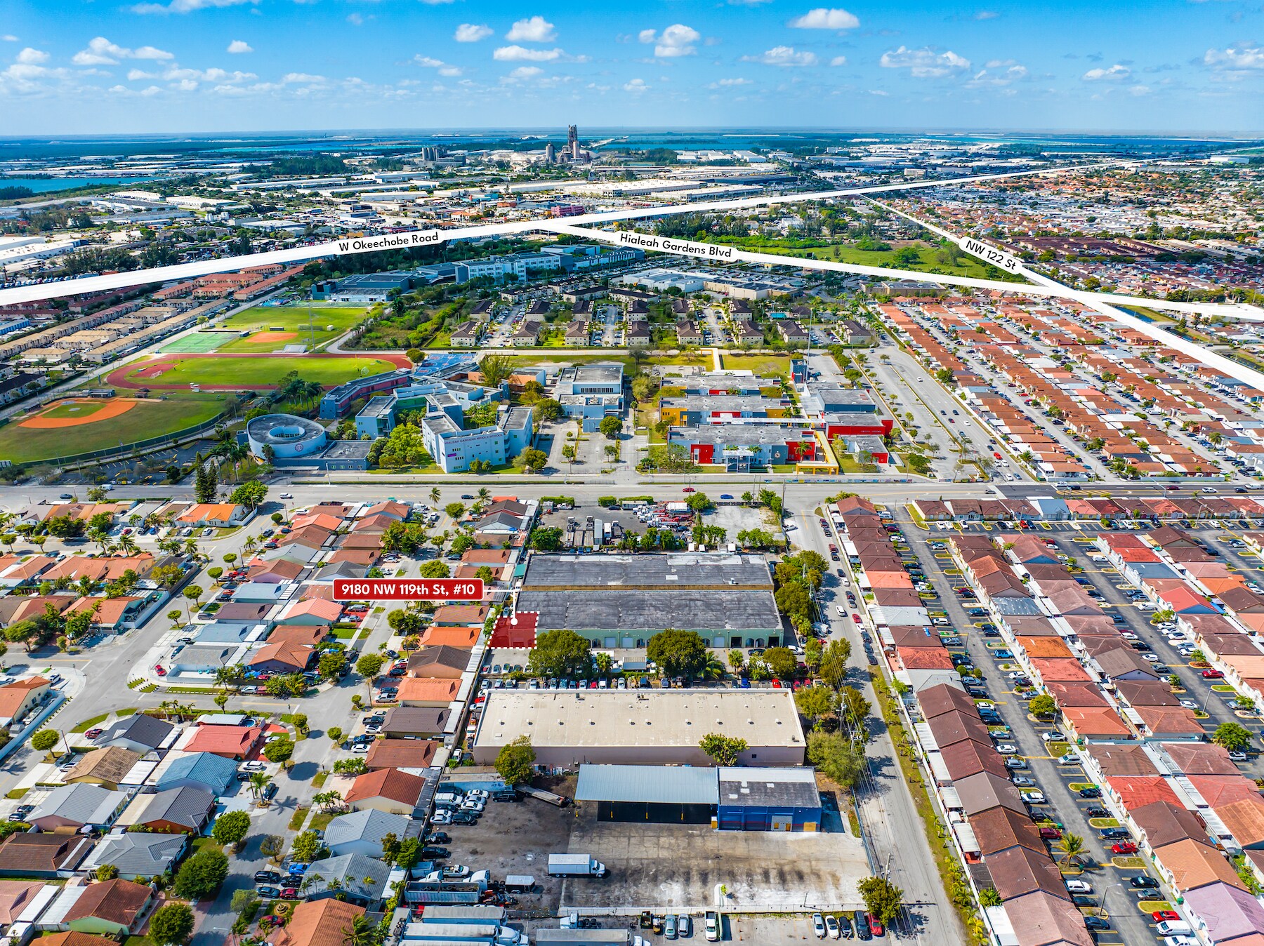 9180 NW 119th St, Hialeah, FL à vendre Photo de l’immeuble– Image 1 sur 16