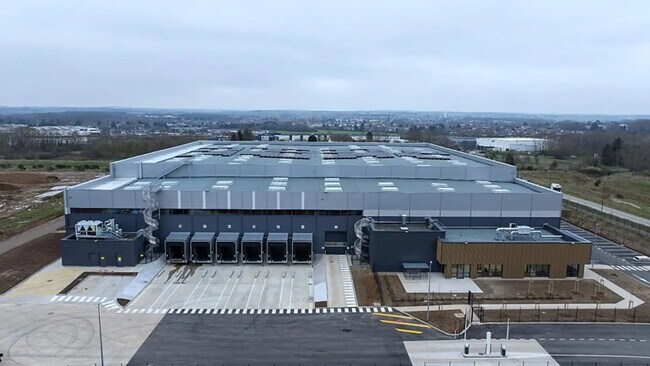 Plus de détails pour Industriel/Logistique à louer
