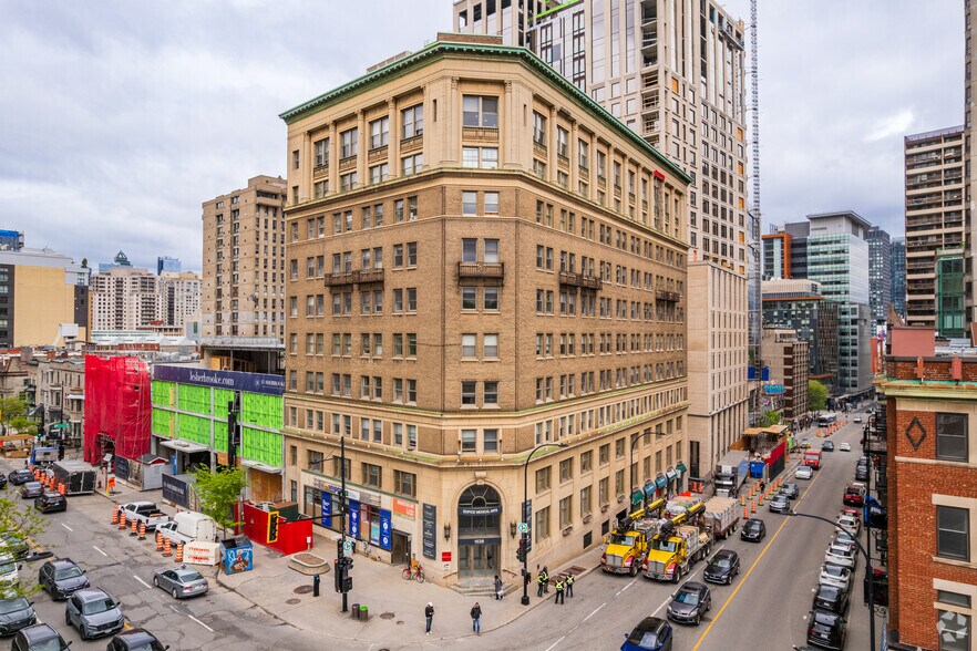 1538 St Sherbrooke O, Montréal, QC à louer - Photo principale – Image 1 sur 2