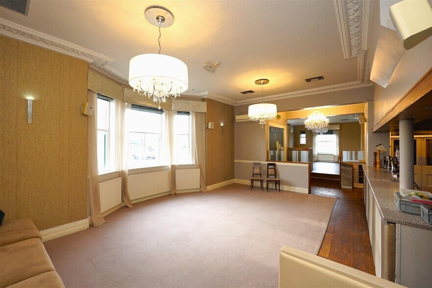 1 Abbey Rd, Barrow In Furness à vendre - Photo intérieure – Image 2 sur 13