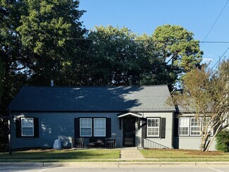 Plus de détails pour 202 W Chatham St, Apex, NC - Bureau à vendre