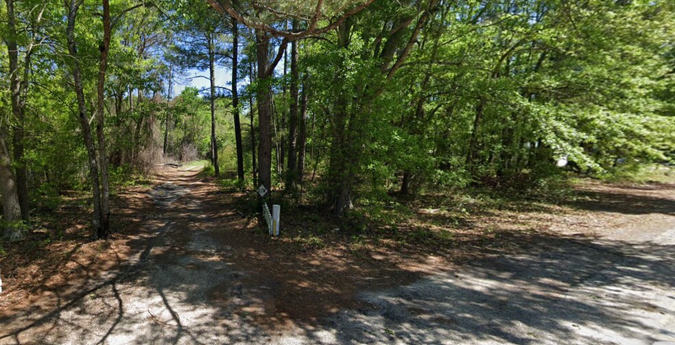 137 Congreve Rd, Hope Mills, NC à vendre - Photo principale – Image 2 sur 5