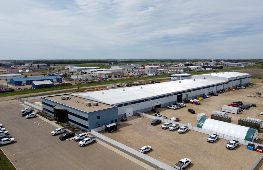 5702 63 Ave, Lloydminster, AB à vendre - Photo de l’immeuble – Image 1 sur 7