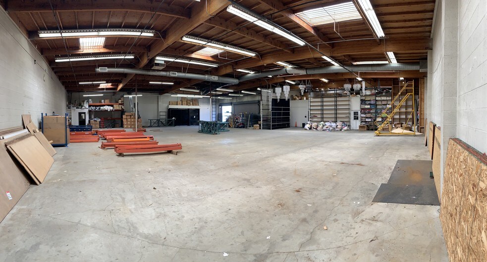 5800 S Hoover St, Los Angeles, CA à louer - Photo intérieure – Image 3 sur 9