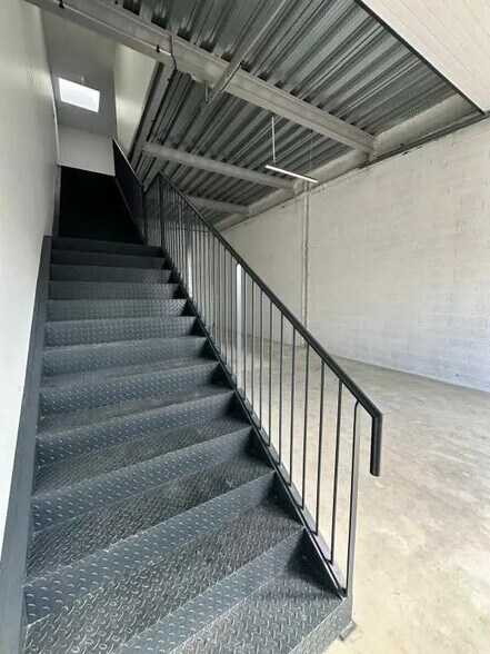 46 Rue Des Osiers, Coignières à louer - Photo de l’immeuble – Image 3 sur 8