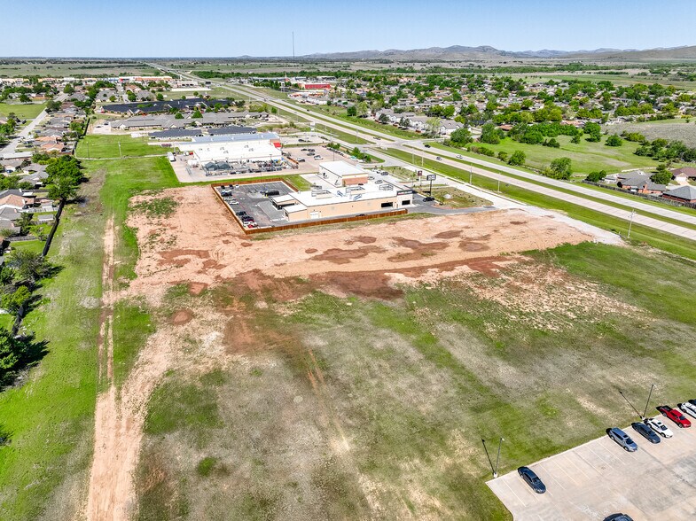 NW Sun Blvd, Lawton, OK à vendre - Photo de l’immeuble – Image 3 sur 3