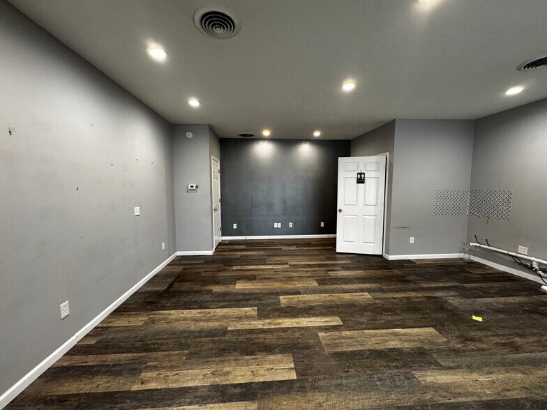 1308 S Randolph St, Garrett, IN à louer - Photo de l’immeuble – Image 2 sur 5