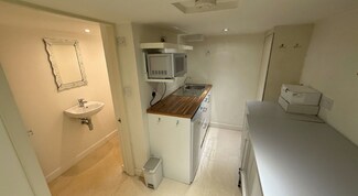 Plus de détails pour 26 Bridge St, Edinburgh - Local commercial à louer