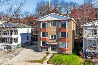 Plus de détails pour 1151 Rue De L'esplanade, Sherbrooke, QC - Logement à vendre