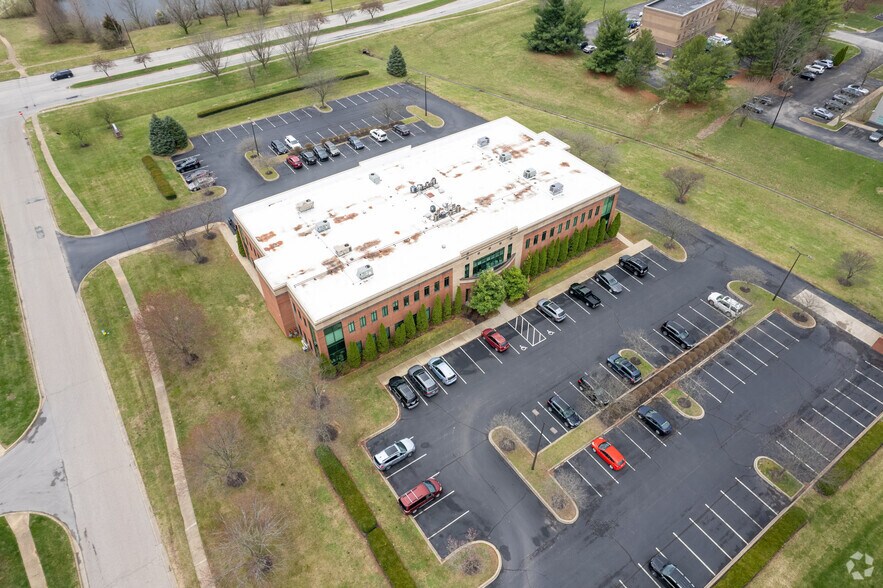 9700 Ormsby Station Rd, Louisville, KY à louer - Aérien – Image 3 sur 5