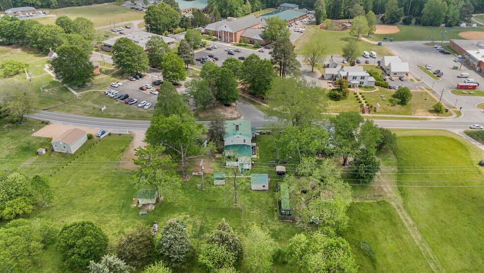 11920 New Kent Hwy, New Kent, VA à vendre - Photo de l’immeuble – Image 3 sur 62