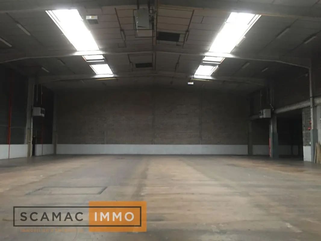 Local d’activités dans Bondoufle à louer Photo de l’immeuble– Image 1 sur 8