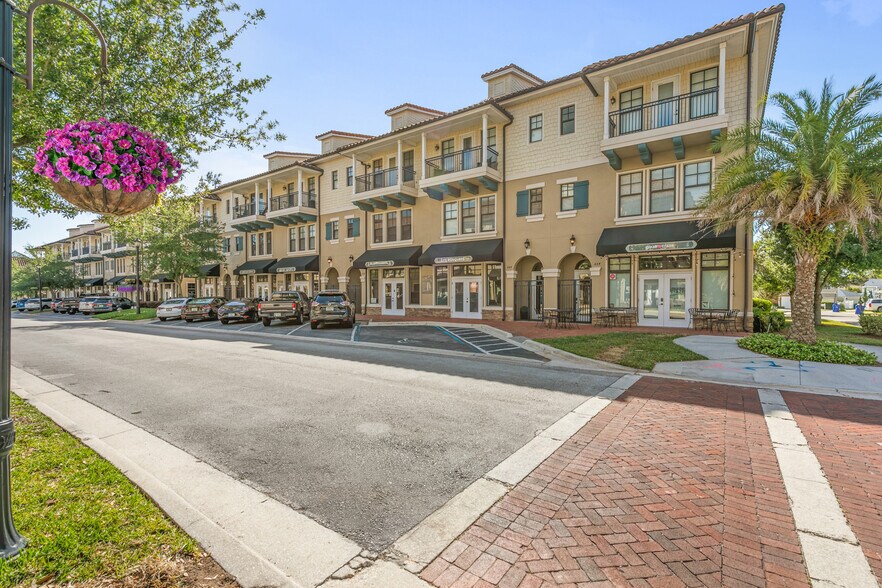 654 Market St, Saint Augustine, FL à vendre - Photo principale – Image 1 sur 48