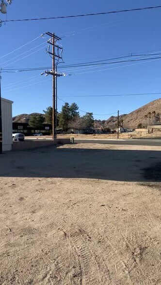 29 Palms Highway, Yucca Valley, CA à vendre - Vidéo sur l’annonce professionnelle – Image 2 sur 6