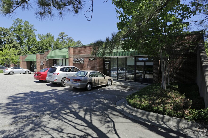 503 E Highway 70, Garner, NC à louer - Photo de l’immeuble – Image 3 sur 5
