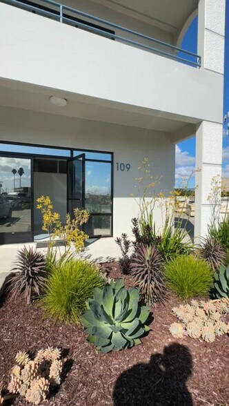 444 Airport Blvd, Watsonville, CA à louer - Vidéo sur l’annonce professionnelle – Image 3 sur 19