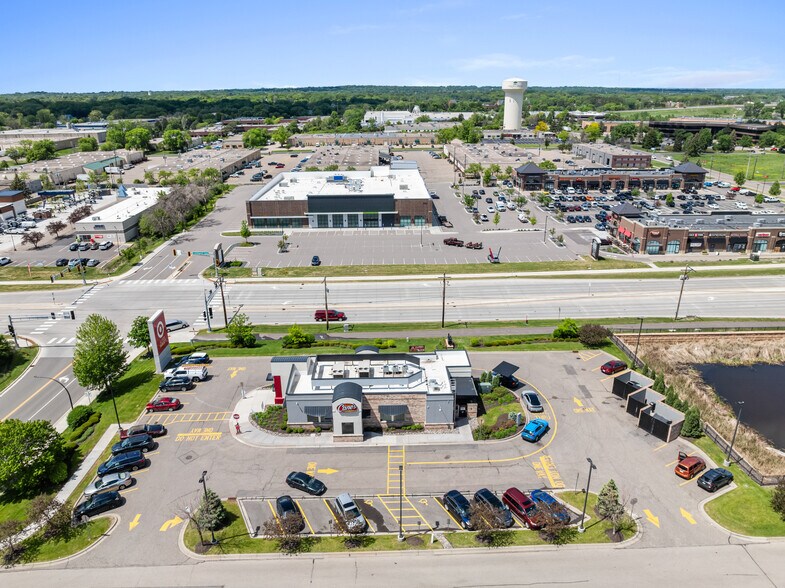 3780 Lexington Ave N, Shoreview, MN à vendre - Photo de l’immeuble – Image 3 sur 3