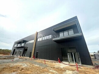 Plus de détails pour Local d'activités à louer