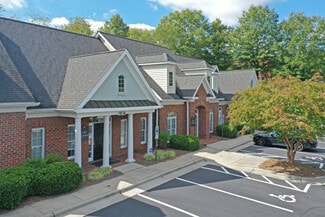 Plus de détails pour 1836 Eastchester Dr, High Point, NC - Bureau à louer
